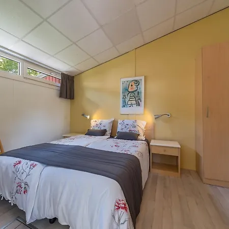 Holiday home Well-kept With Microwave, 4 Km From Valkenburg *